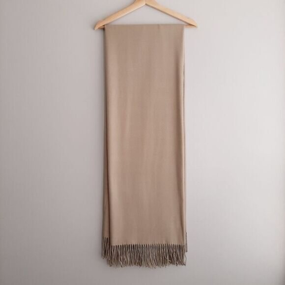 INDIGO / Soft Fleece Blanket Tassel Fringe Cream Light Beige Neutral - Picture 7 of 9